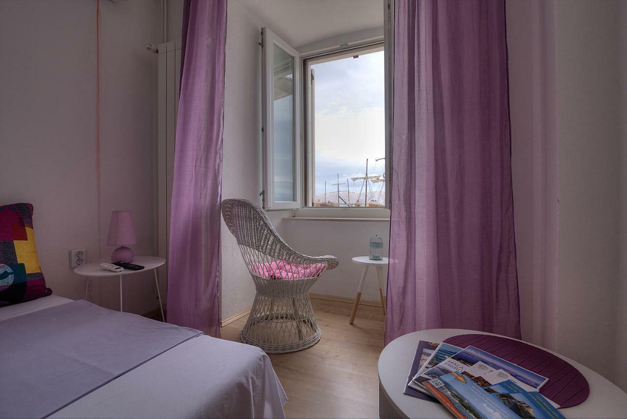 Apartments & Rooms Josephine Senj  Exterior foto